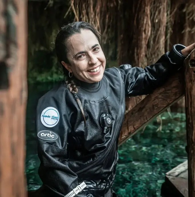 Alejandra García in diving equipment